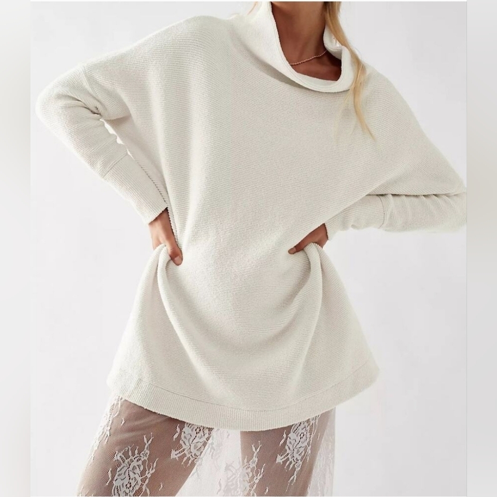 Free People Cream Tunic Sweater